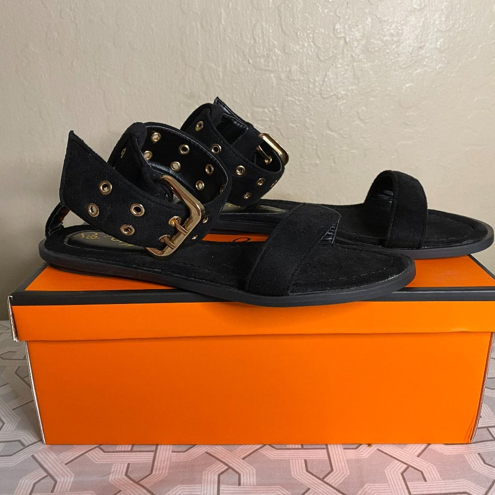So Me Sandals